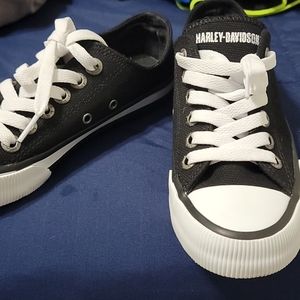 Black canvas Harley Davidson sneakers